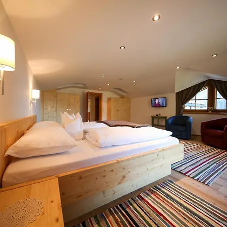 Hochfeldhof Apartment Zell am Ziller Room photo